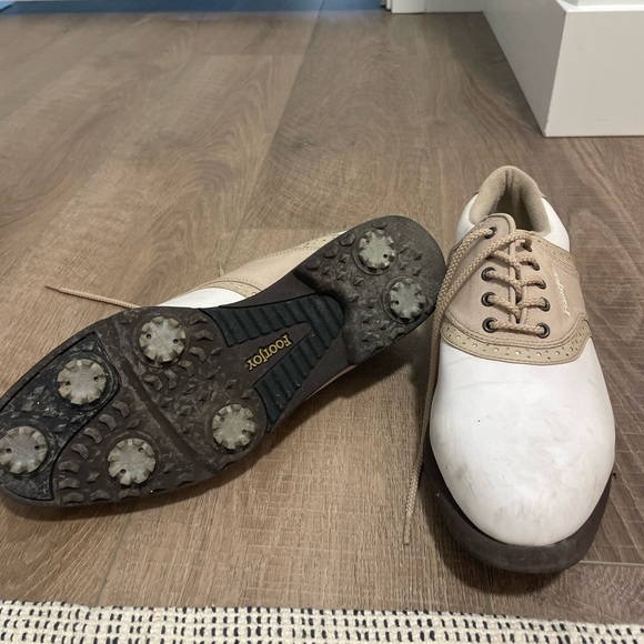 Used women’s golf shoes - Picture 1 of 3